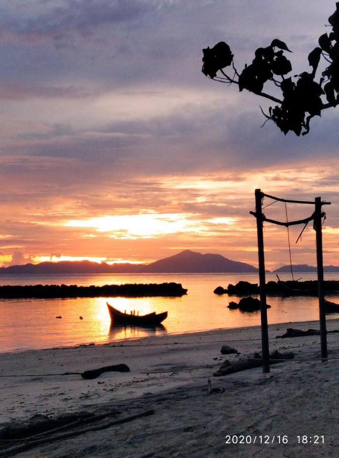 Paya Pulau Weh Sabang Marifi Bed & Breakfast エクステリア 写真